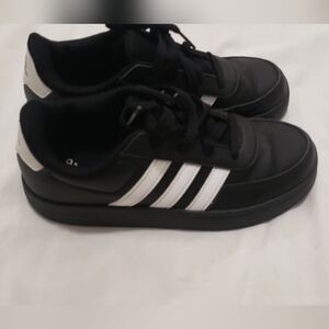 Adidas Men's Black and White Sneakers